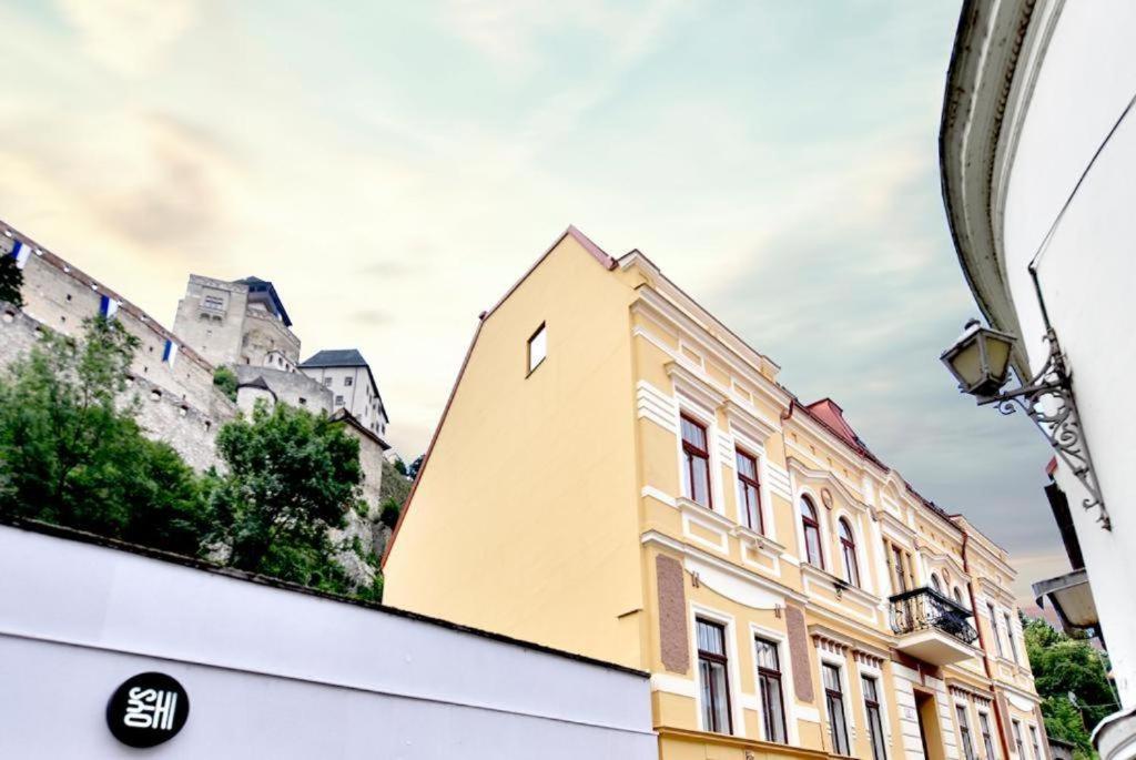 Apartman 1901 Trenčín Exteriör bild